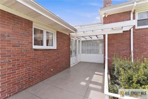 33 Beryl Street South River NJ 08882