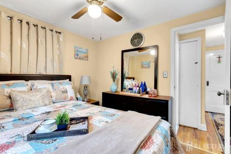 3 State Street Carteret NJ 07008