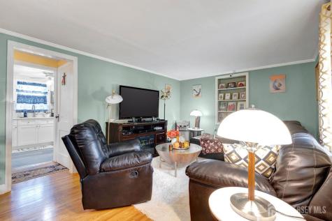3 State Street Carteret NJ 07008