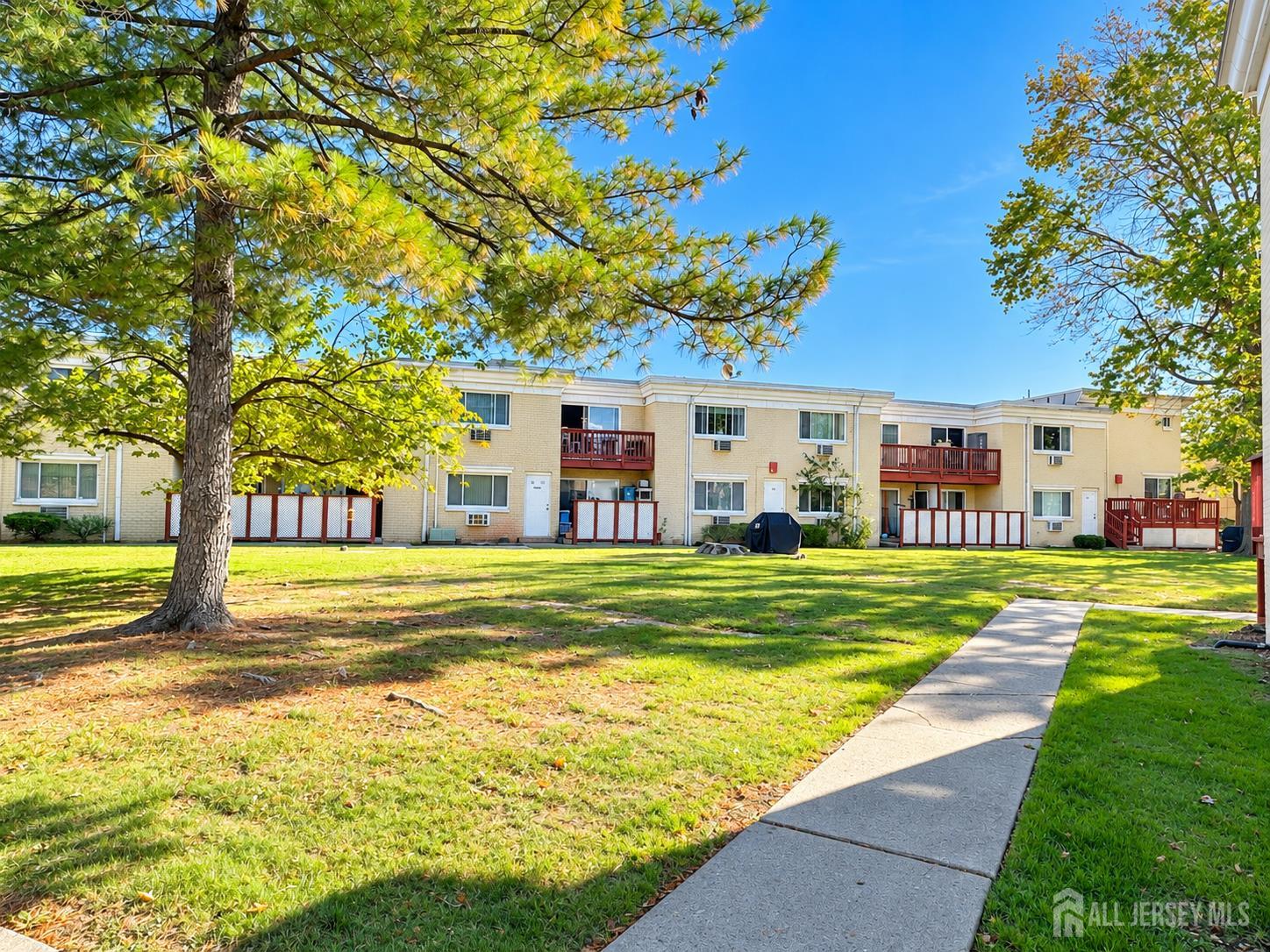 21 Lake Avenue East Brunswick NJ 08816