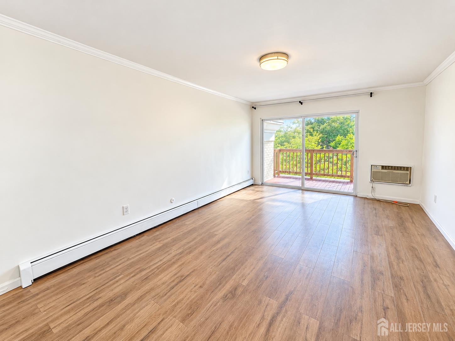 21 Lake Avenue East Brunswick NJ 08816