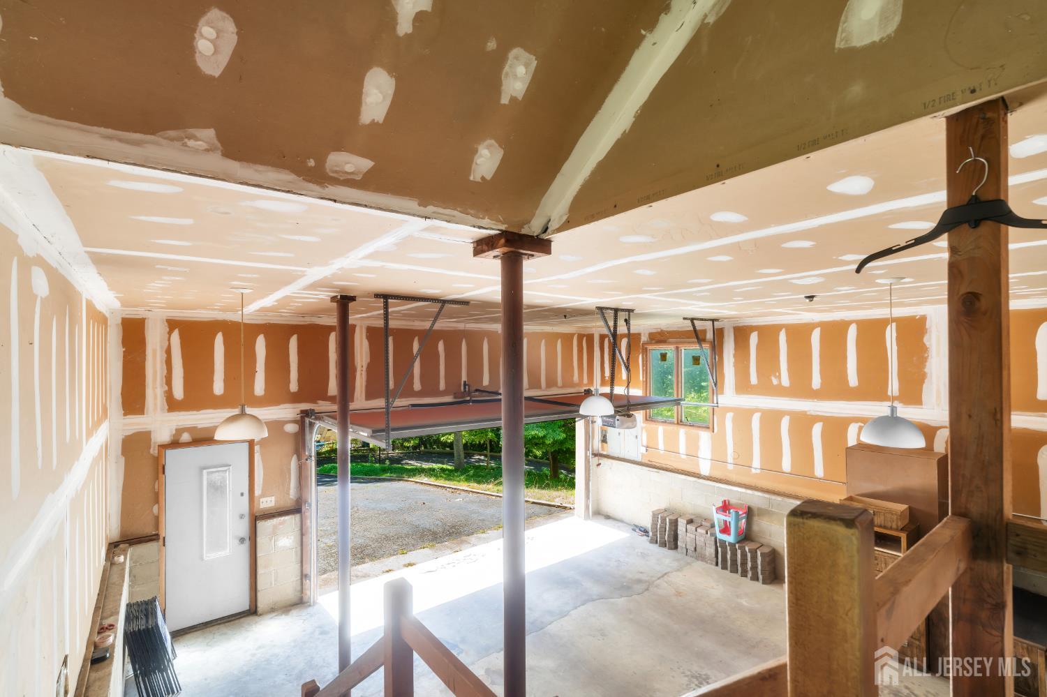 6 Sugar Lane Holmdel NJ 07733