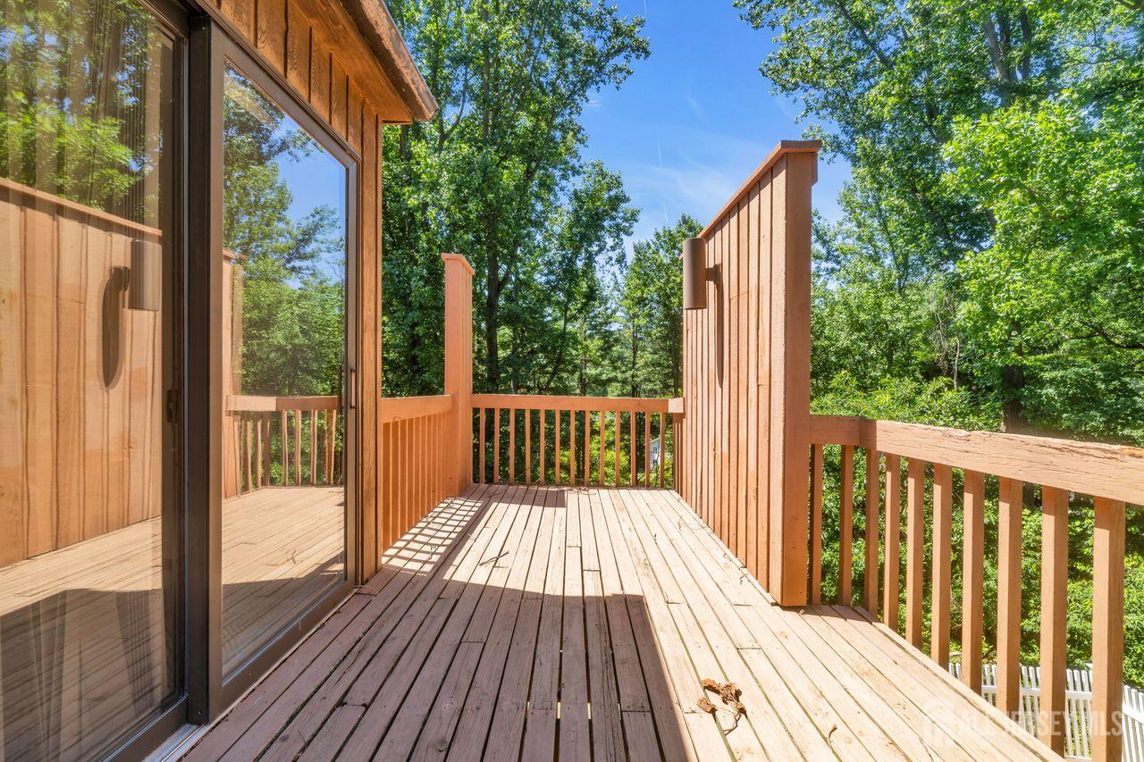 6 Sugar Lane Holmdel NJ 07733