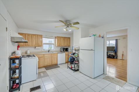 139 Fiat Avenue Iselin NJ 08830