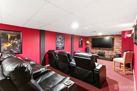 181 Glenwood Avenue Burlington Twp NJ 08016