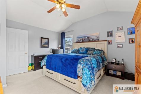 1409 Cable Avenue Beachwood NJ 08722