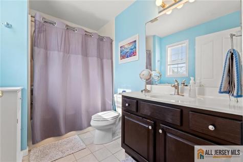 1409 Cable Avenue Beachwood NJ 08722