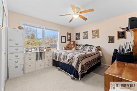 1409 Cable Avenue Beachwood NJ 08722