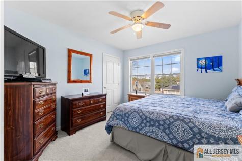 1409 Cable Avenue Beachwood NJ 08722