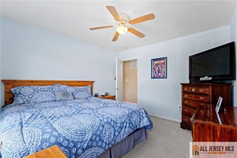 1409 Cable Avenue Beachwood NJ 08722