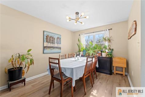 1409 Cable Avenue Beachwood NJ 08722