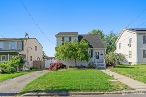 81 Lockwood Avenue Woodbridge Proper NJ 07095