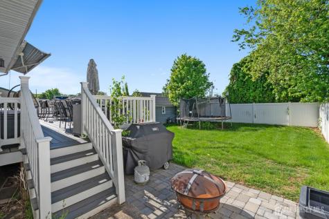 81 Lockwood Avenue Woodbridge Proper NJ 07095
