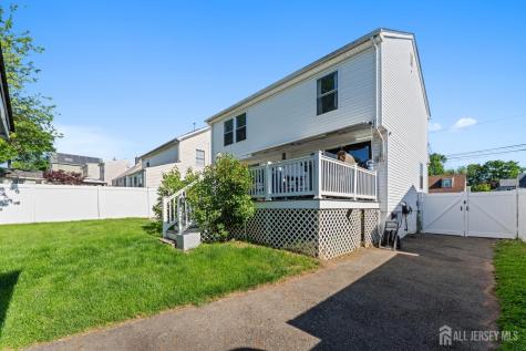 81 Lockwood Avenue Woodbridge Proper NJ 07095