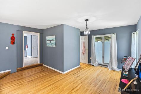 76 Woodland Drive Keyport NJ 07735