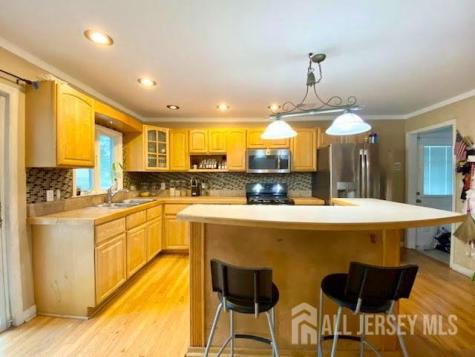 506 Jansen Avenue Avenel NJ 07001