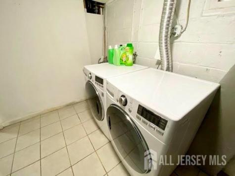506 Jansen Avenue Avenel NJ 07001