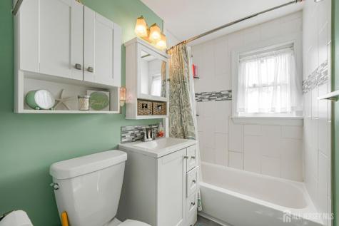684 Colgate Avenue Perth Amboy NJ 08861