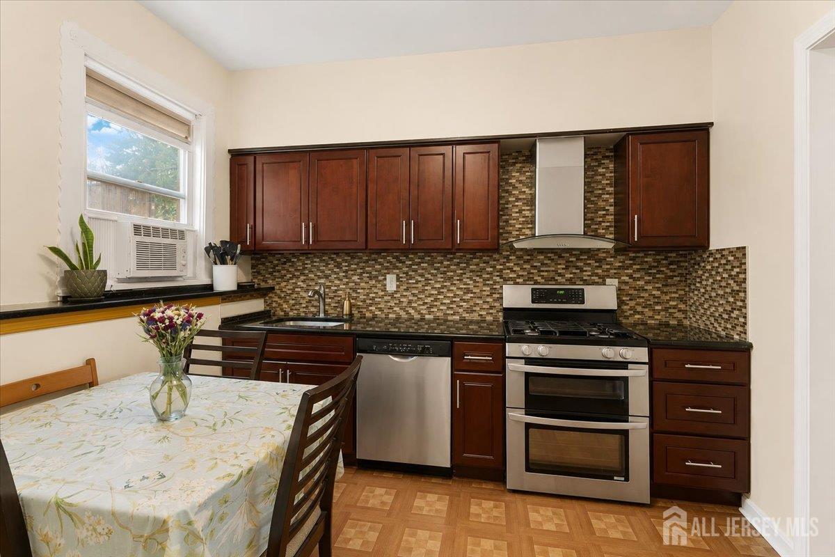 1009 Paterson Plank Road North Bergen NJ 07047