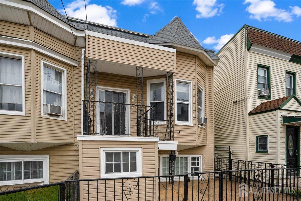 1009 Paterson Plank Road North Bergen NJ 07047