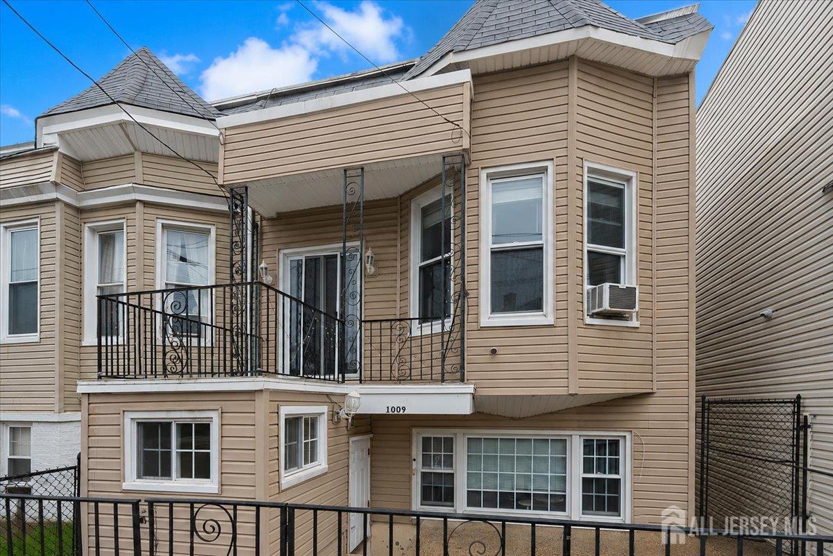 1009 Paterson Plank Road North Bergen NJ 07047