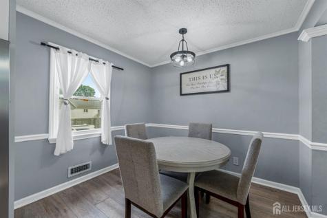 304 Maple Avenue Middlesex NJ 07080