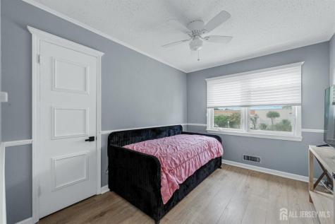 304 Maple Avenue Middlesex NJ 07080