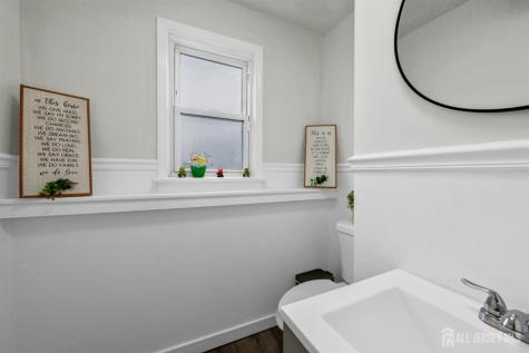 304 Maple Avenue Middlesex NJ 07080