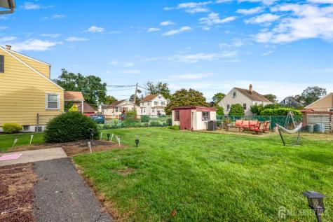 304 Maple Avenue Middlesex NJ 07080