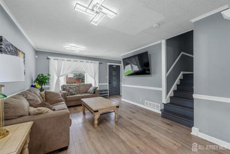 304 Maple Avenue Middlesex NJ 07080