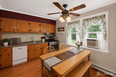 10 Remington Drive Edison NJ 08820