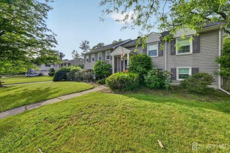 10 Remington Drive Edison NJ 08820