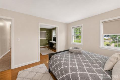 10 Remington Drive Edison NJ 08820