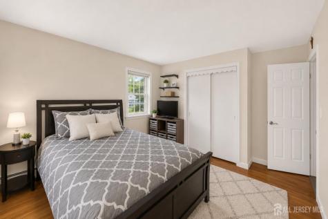 10 Remington Drive Edison NJ 08820
