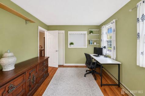 10 Remington Drive Edison NJ 08820