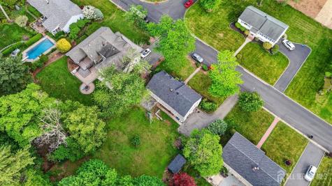 10 Remington Drive Edison NJ 08820
