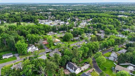 10 Remington Drive Edison NJ 08820