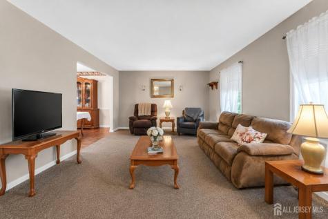 10 Remington Drive Edison NJ 08820