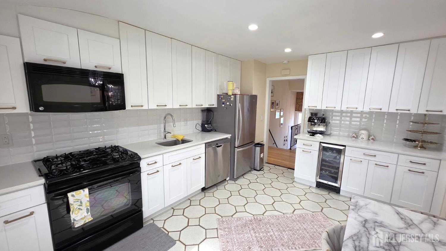 37 Valley Vale Drive Old Bridge NJ 08857