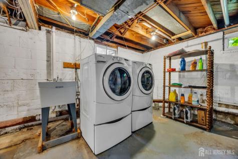 81 Lois Avenue East Brunswick NJ 08816