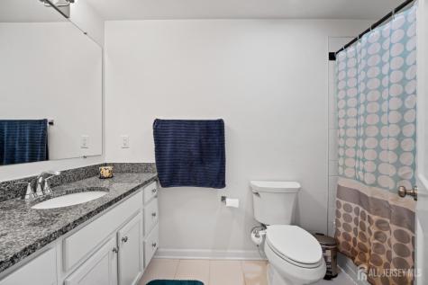 215 Park Lane Dunellen NJ 08812