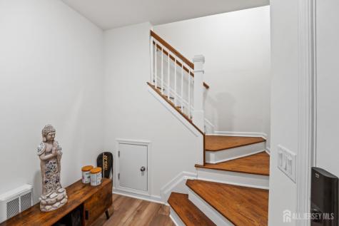 215 Park Lane Dunellen NJ 08812