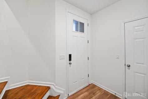 215 Park Lane Dunellen NJ 08812