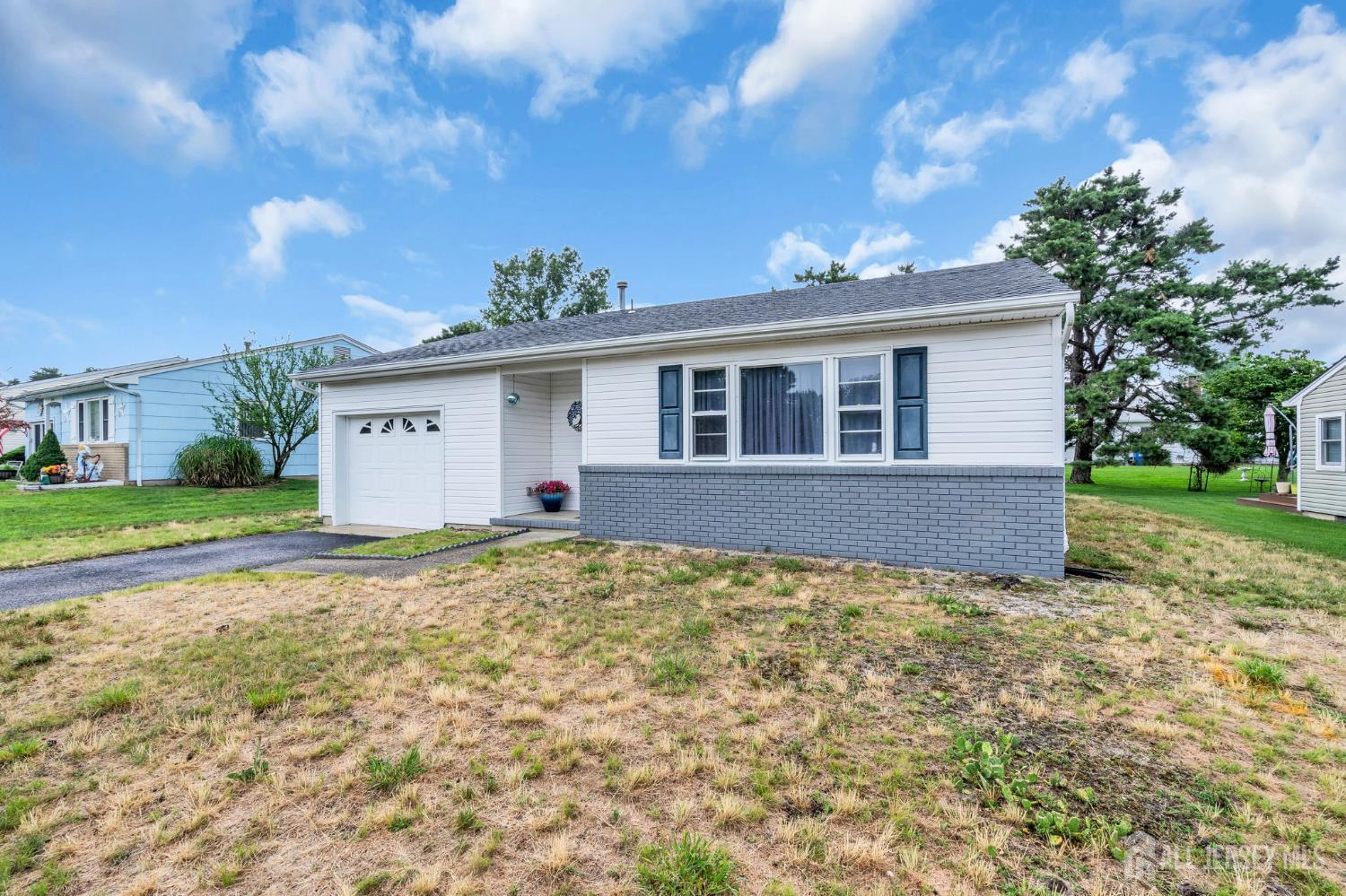 214 Westbrook Drive Berkeley NJ 08757