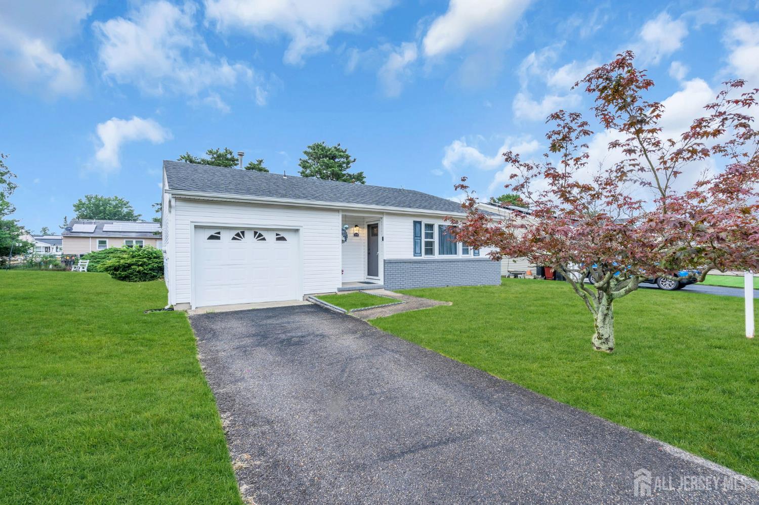 214 Westbrook Drive Berkeley NJ 08757