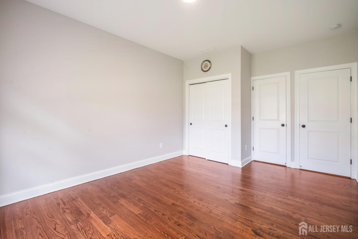 5 Devoes Lane East Brunswick NJ 08816