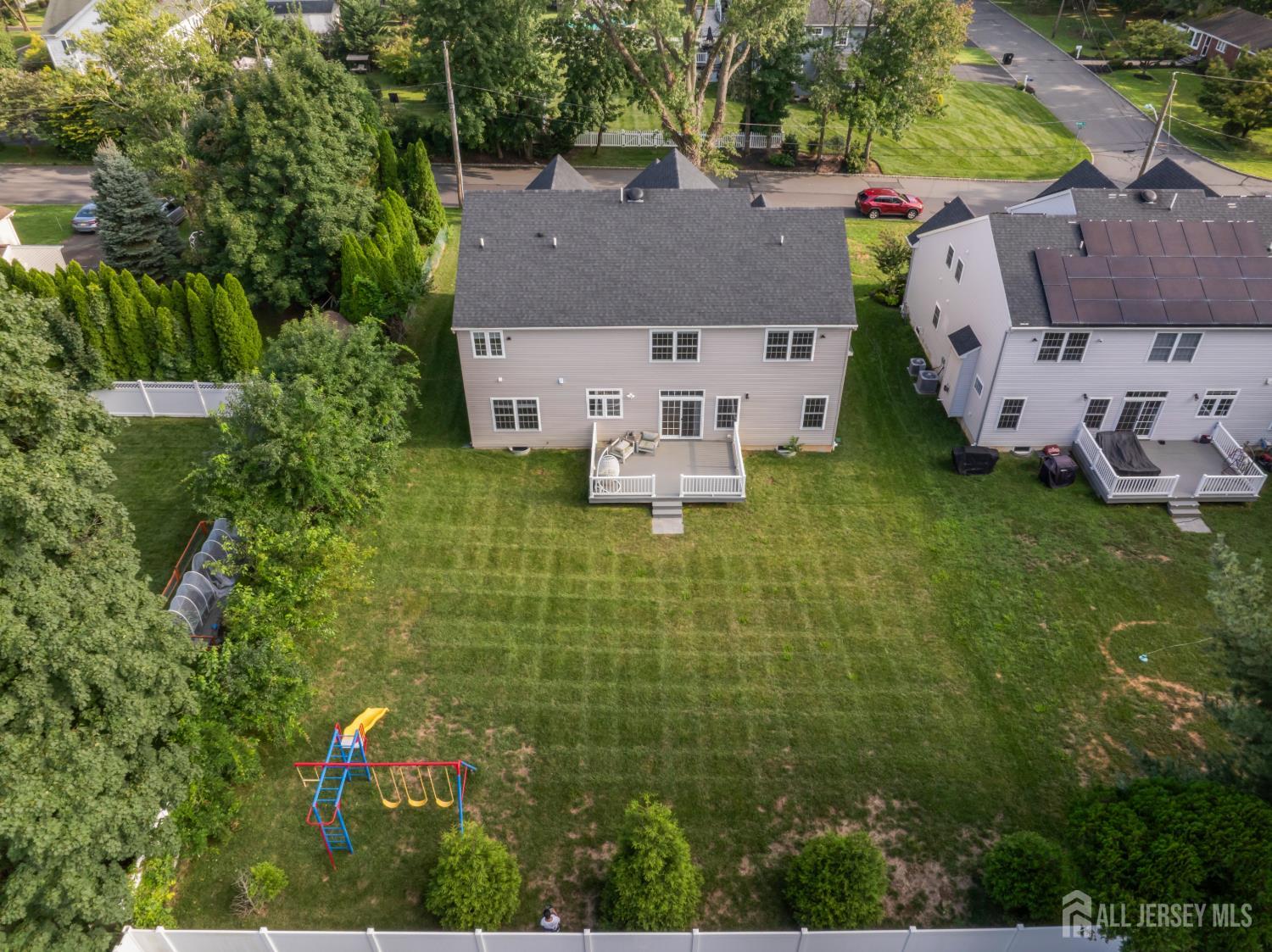5 Devoes Lane East Brunswick NJ 08816