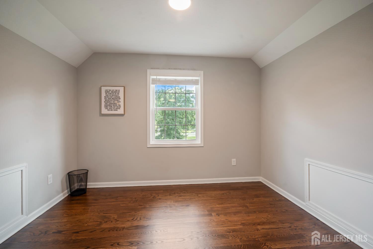 5 Devoes Lane East Brunswick NJ 08816