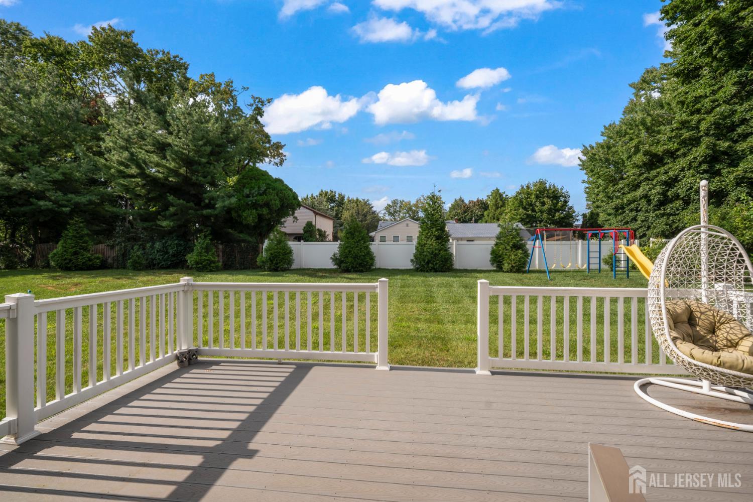 5 Devoes Lane East Brunswick NJ 08816
