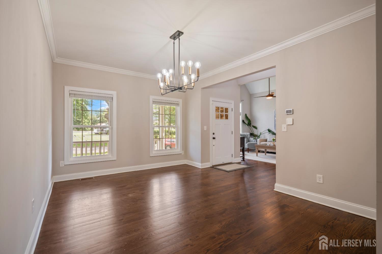 5 Devoes Lane East Brunswick NJ 08816